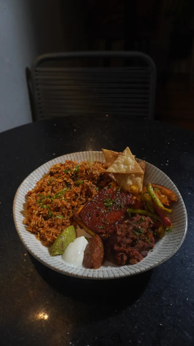 Spiced rice bowl with pickled vegetables